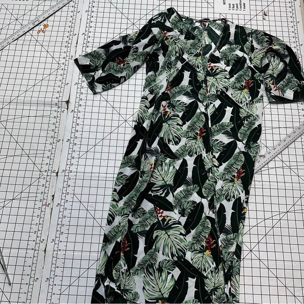 Rachel Zoe tropical plant pattern one size cover up A35